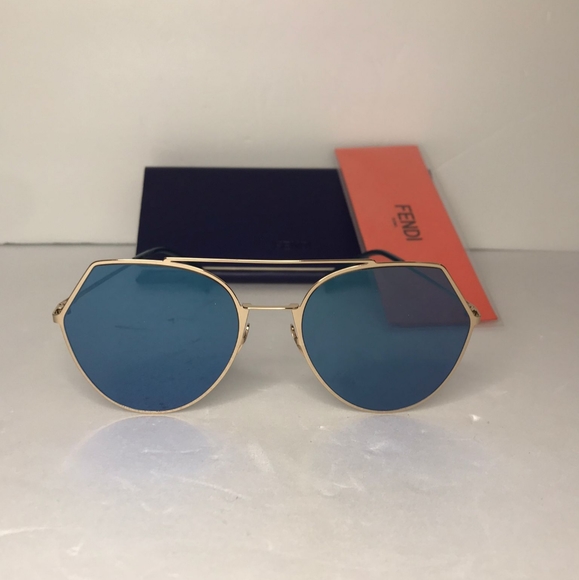 - 💯 Original - Fendi Black with Rose Gold Metal Frame - Picture 9 of 17